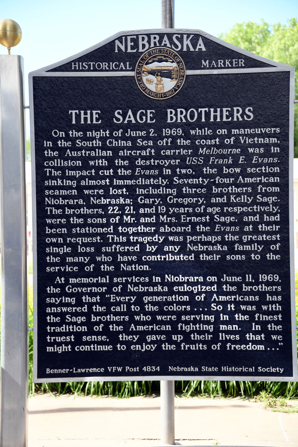059 The memorial to the Sage Brothers.JPG